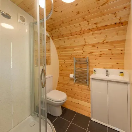 Hotel Damson Dene 4*