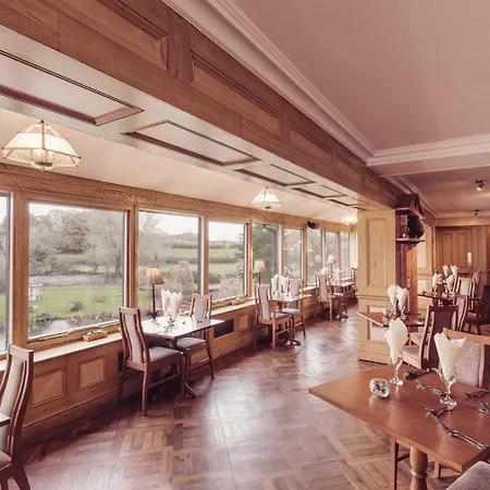 מלון Damson Dene