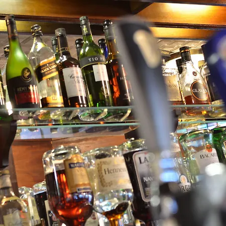 מלון Damson Dene