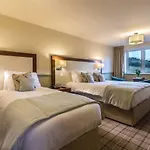 Damson Dene 4*